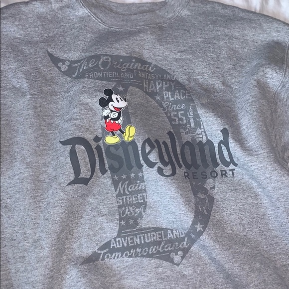 Disneyland Sweatshirt - Picture 2 of 3